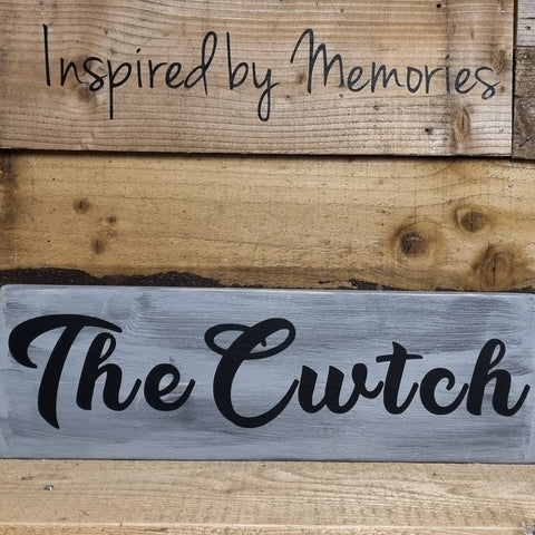 The Cwtch Sign