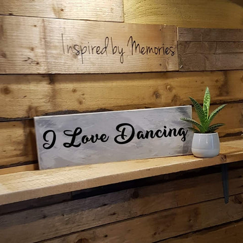 I love Dancing Sign